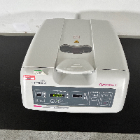 Epredia Cytospin 4 Centrifuge image 3